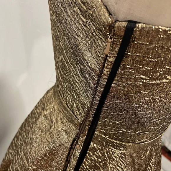 MAC DUGGAL Antique Bronze One Shoulder Metallic Evening Ballgown - Reemoly - Picture 12 of 15